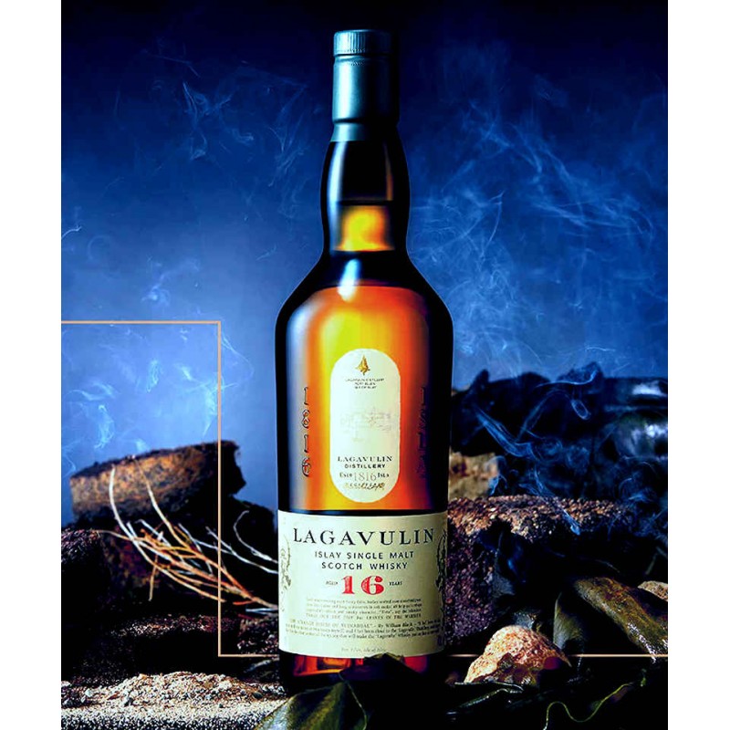 Lagavulin Islay 16 Ans Whisky Single Malt en bouteille